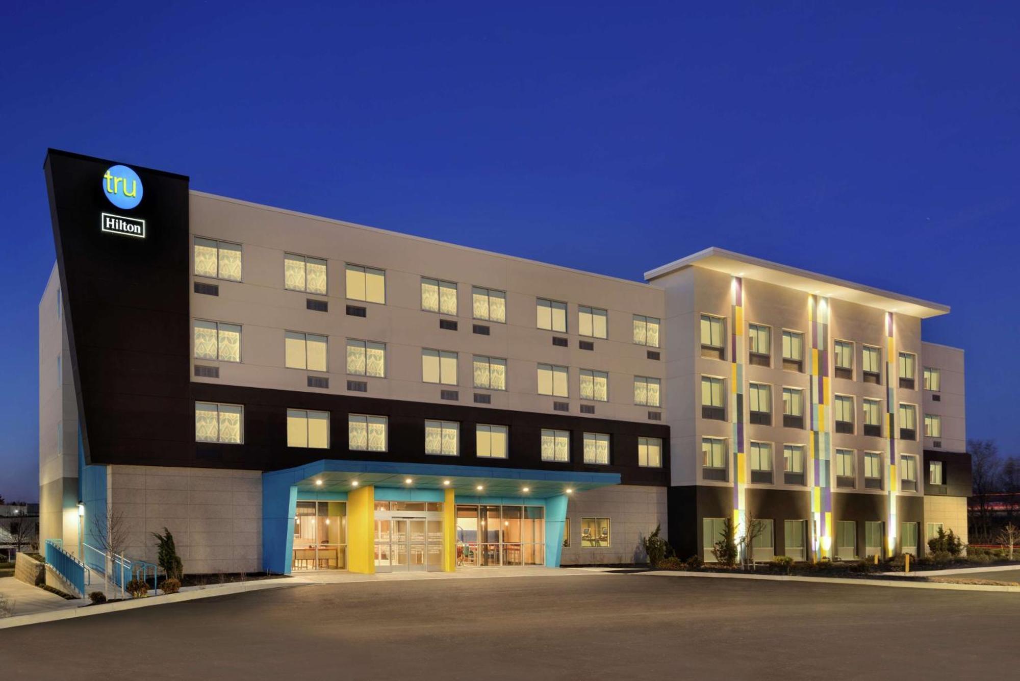 Tru By Hilton York Pa Hotel Exterior photo